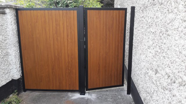 straight top golden oak pedestrian gate with fencing